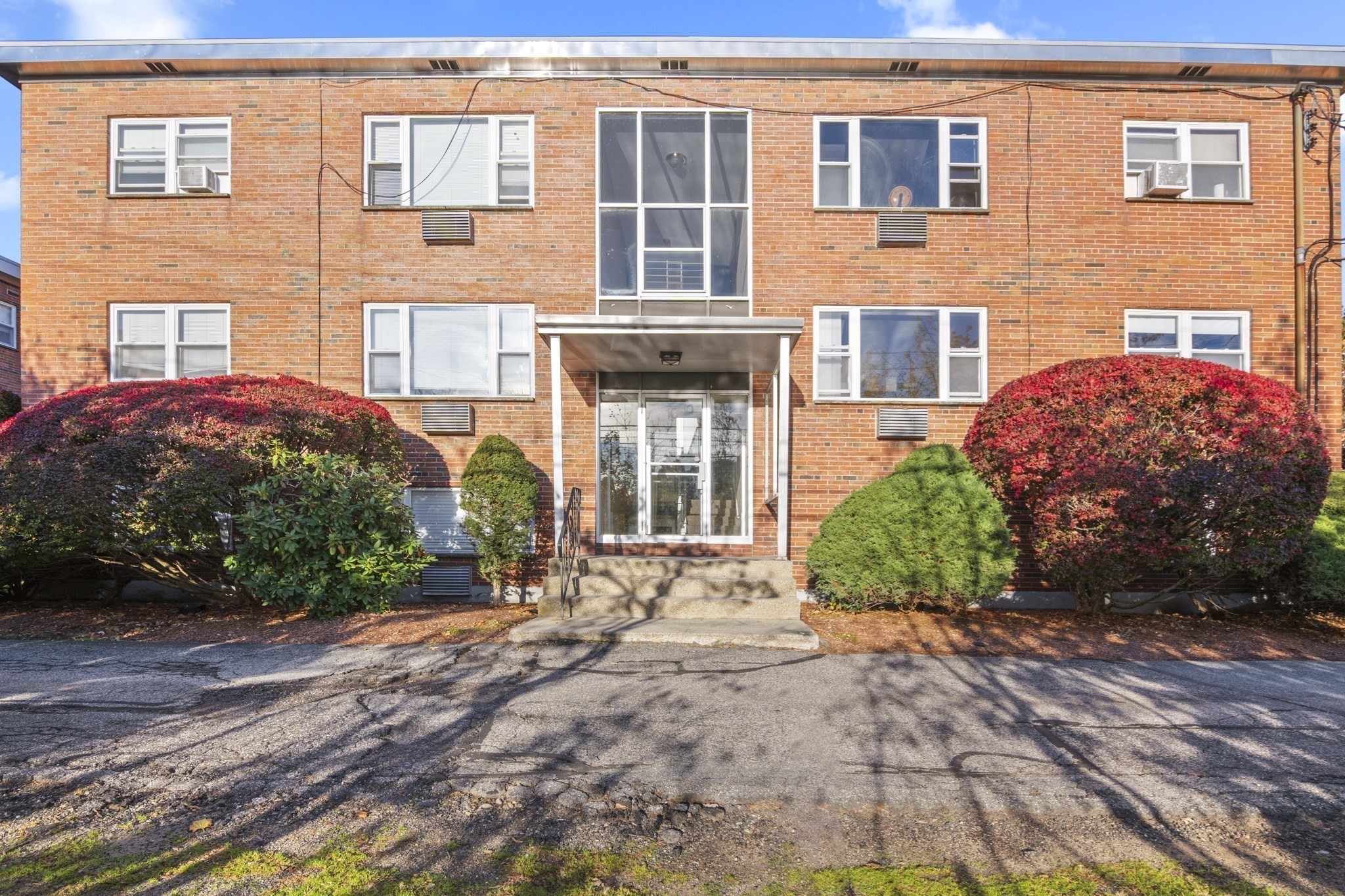 1105 Lexington Street Unit 10-2, Waltham, MA 02452 - Image 2