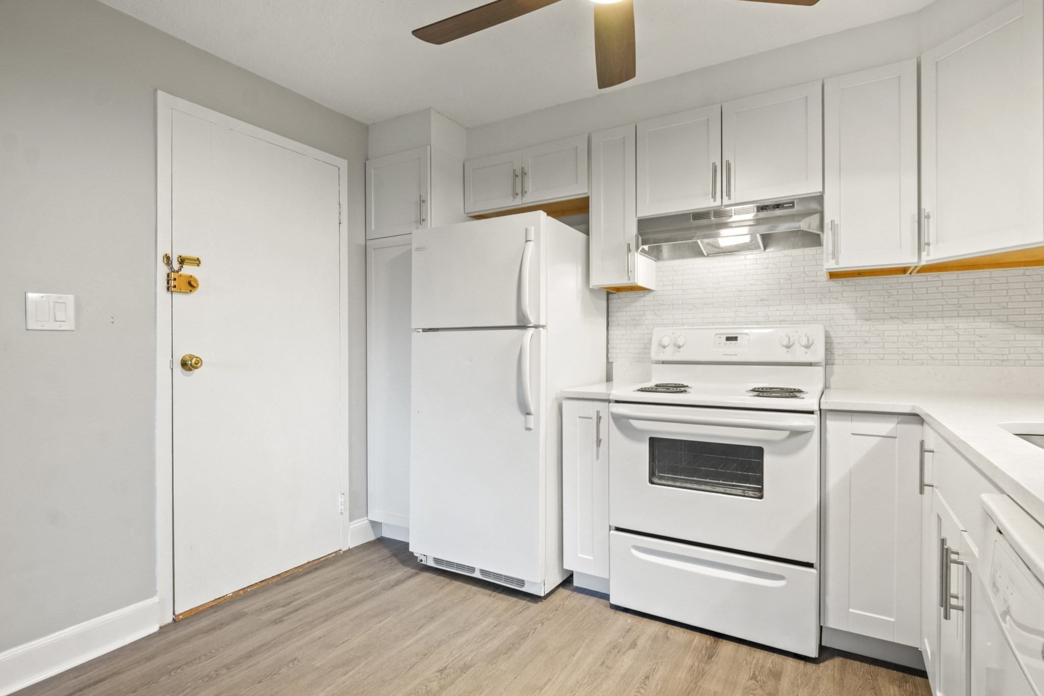 1105 Lexington Street Unit 10-2, Waltham, MA 02452 - Image 21