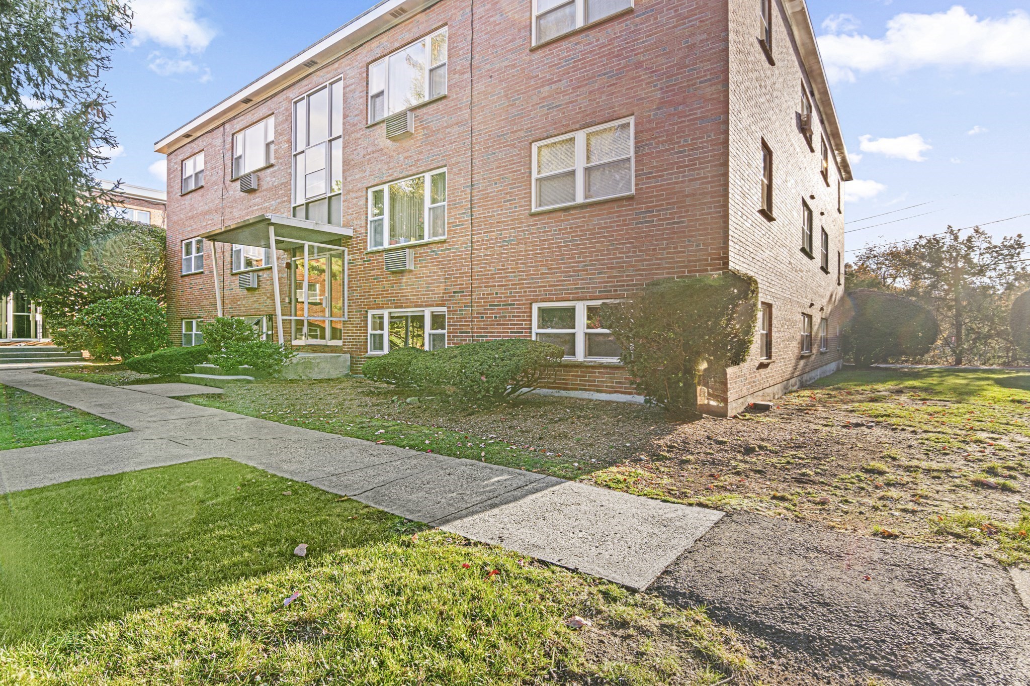 1105 Lexington Street Unit 10-2, Waltham, MA 02452 - Image 35