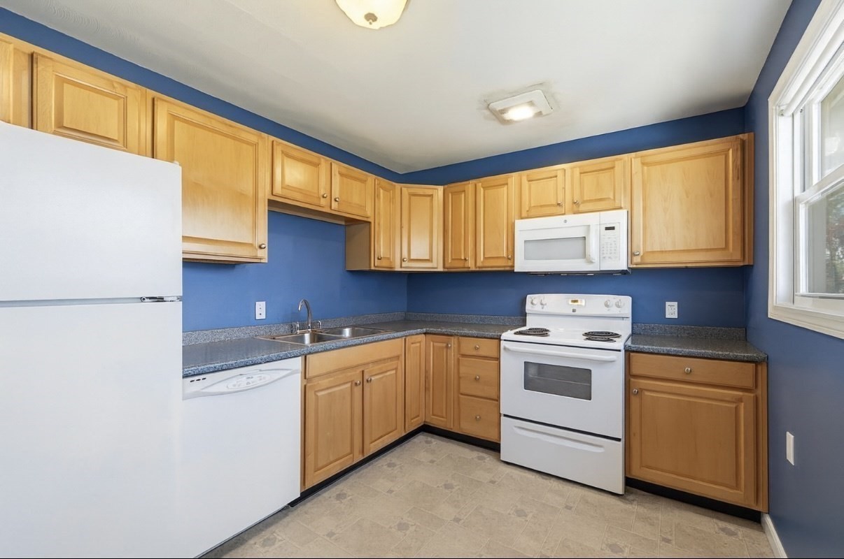 70 Pawtucket Drive, Lowell, MA 01854 - Image 7