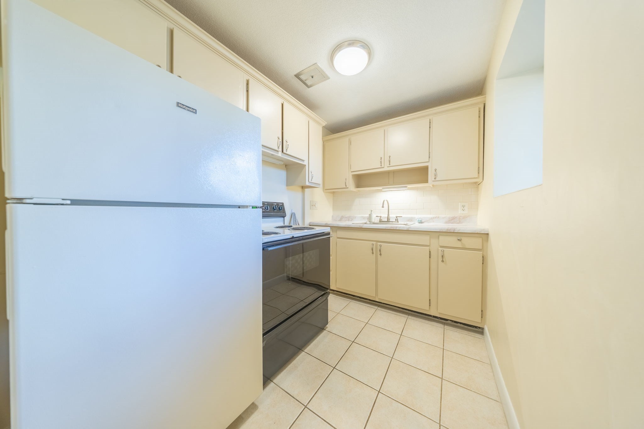 220 Essex St Unit 1, Melrose, MA 02176 - Image 10