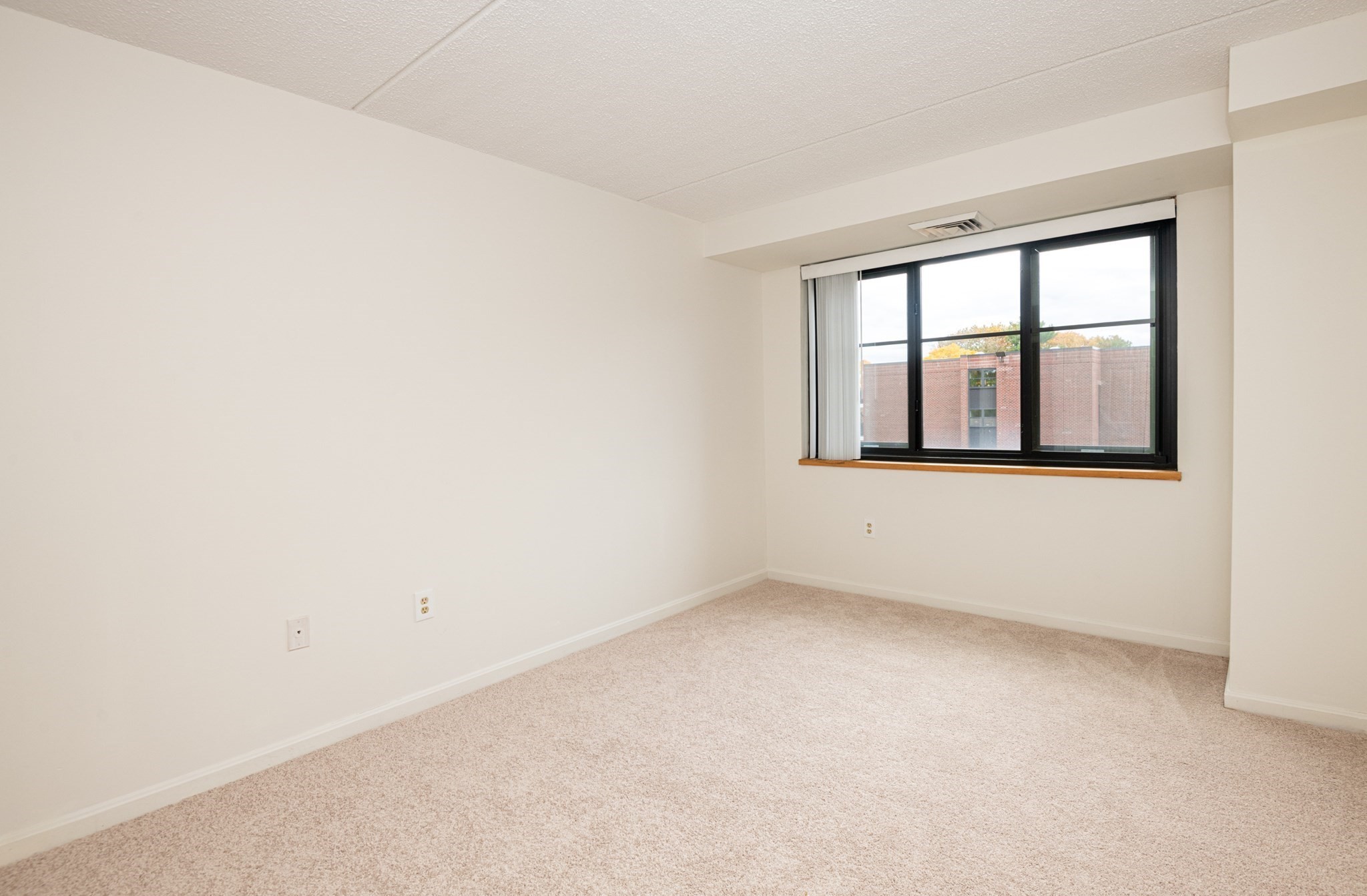 200 Ledgewood Drive Unit 505, Stoneham, MA 02180 - Image 17