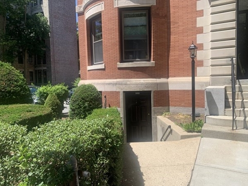 1064 Beacon Street, Apt B