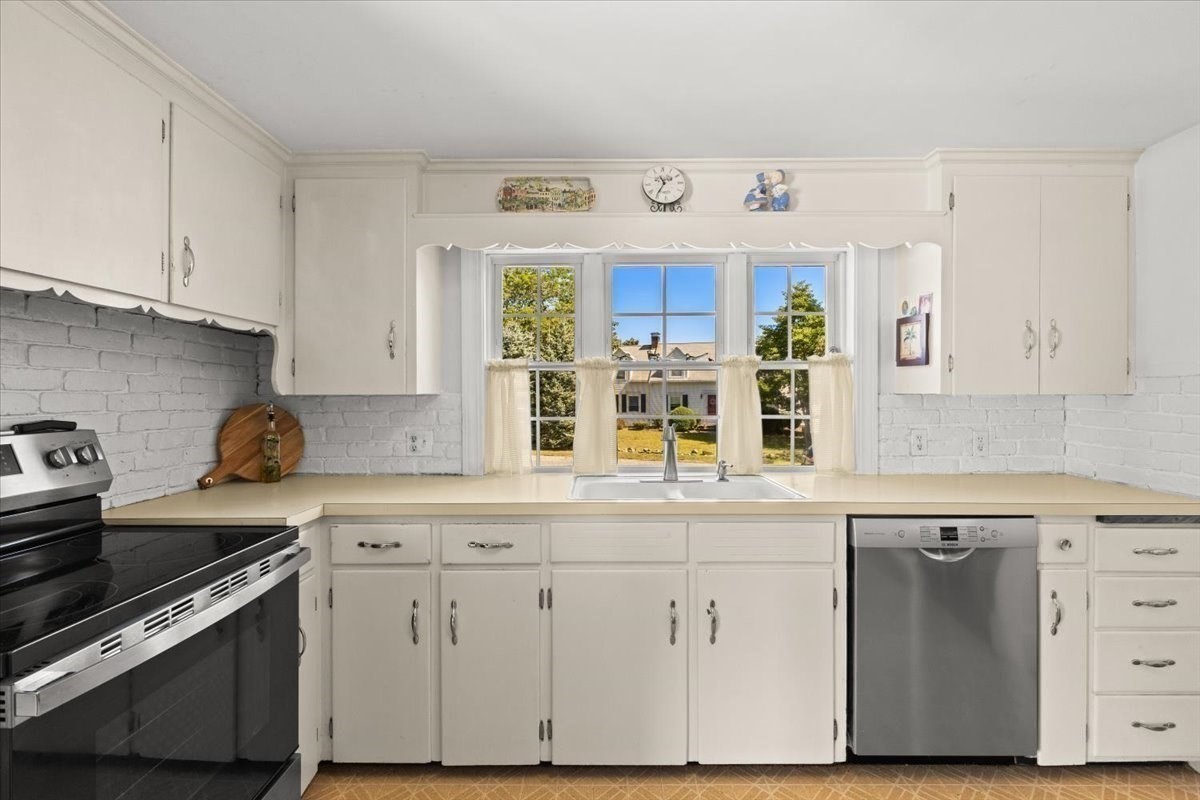 5 Chamberlain St, Abington, MA 02351 - Image 11