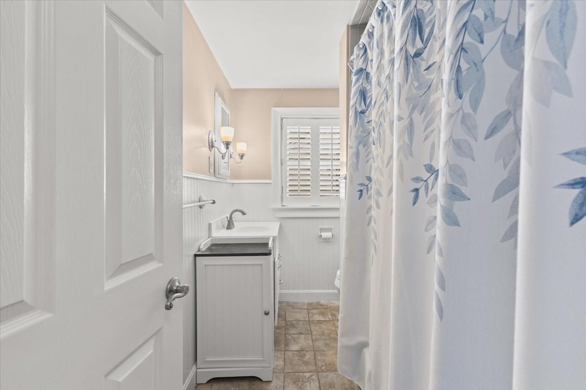 5 Chamberlain St, Abington, MA 02351 - Image 30