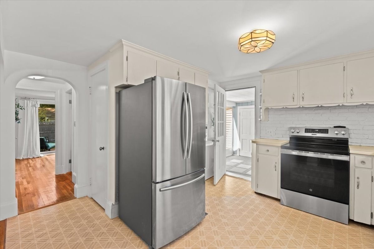 5 Chamberlain St, Abington, MA 02351 - Image 9