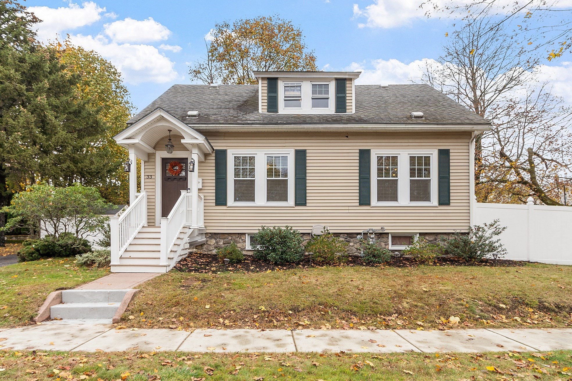 33 Herrick Road, North Andover, MA 01845