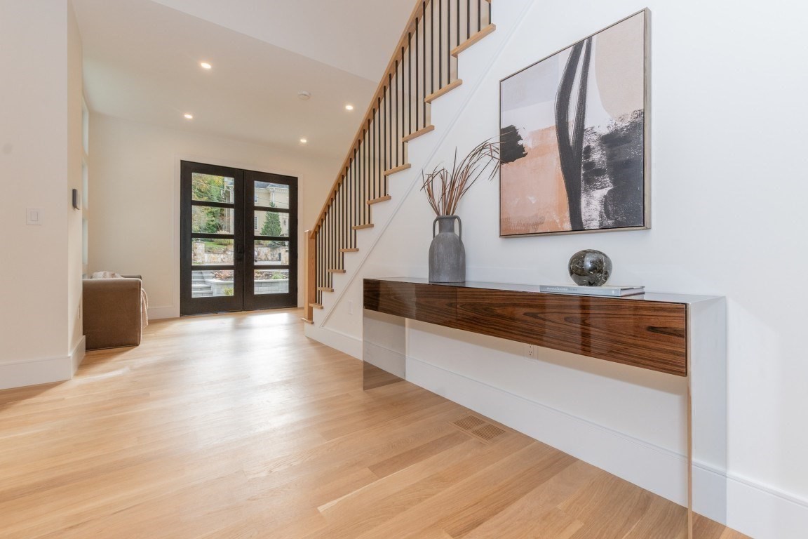 63 Drumlin Rd, Newton, MA 02459 - Image 9