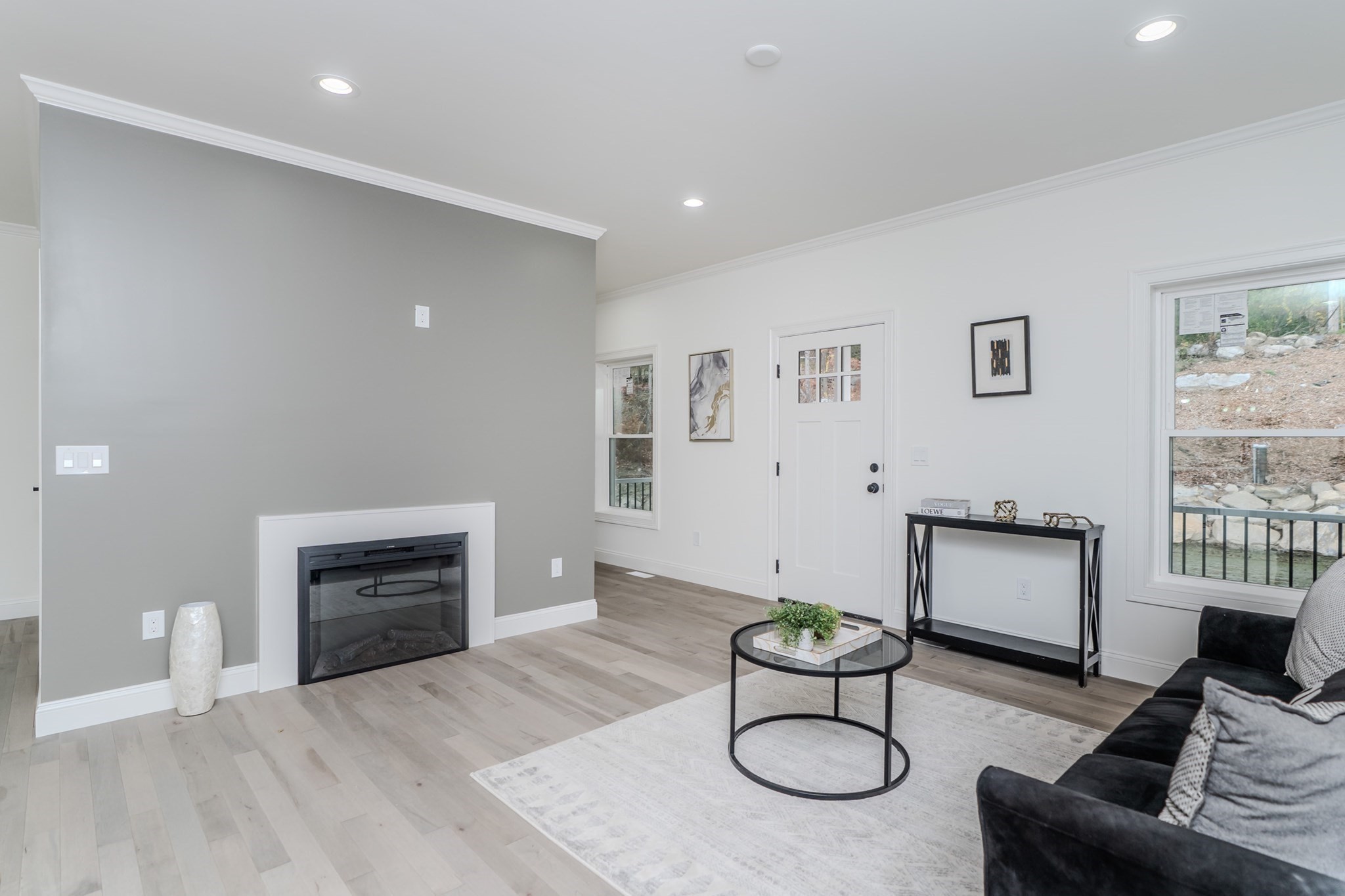 135 Thompson St, Palmer, MA 01069 - Image 11