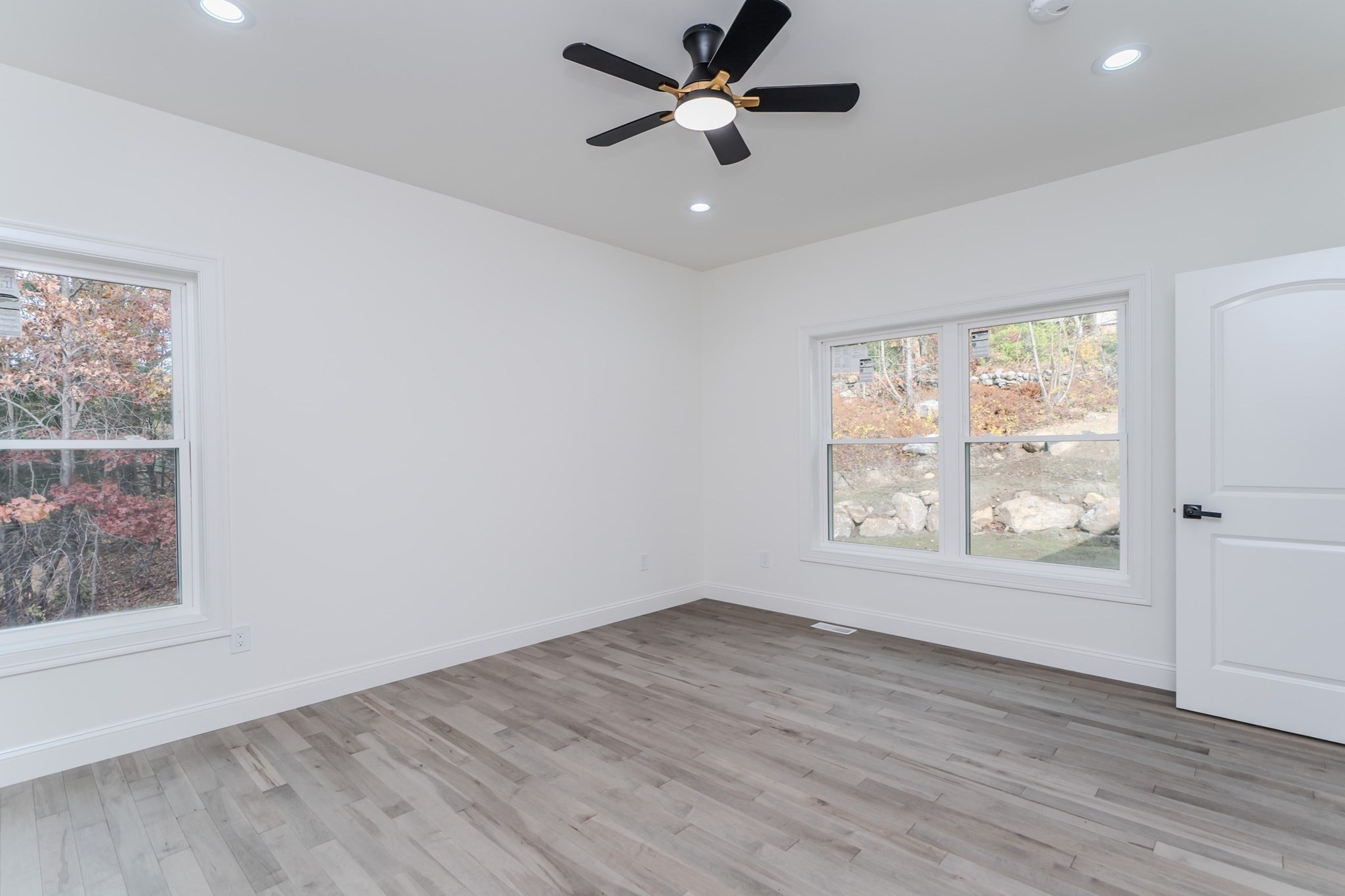 135 Thompson St, Palmer, MA 01069 - Image 14