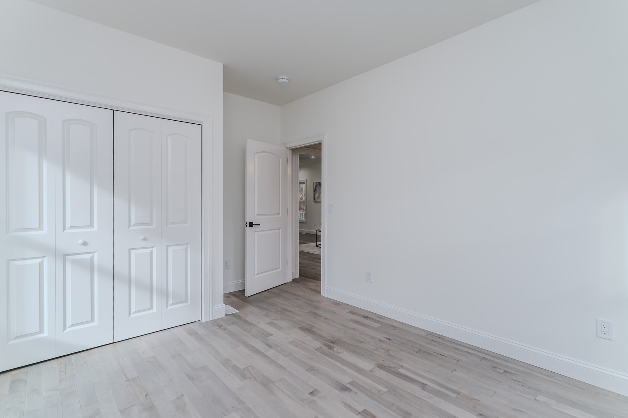 135 Thompson St, Palmer, MA 01069 - Image 20