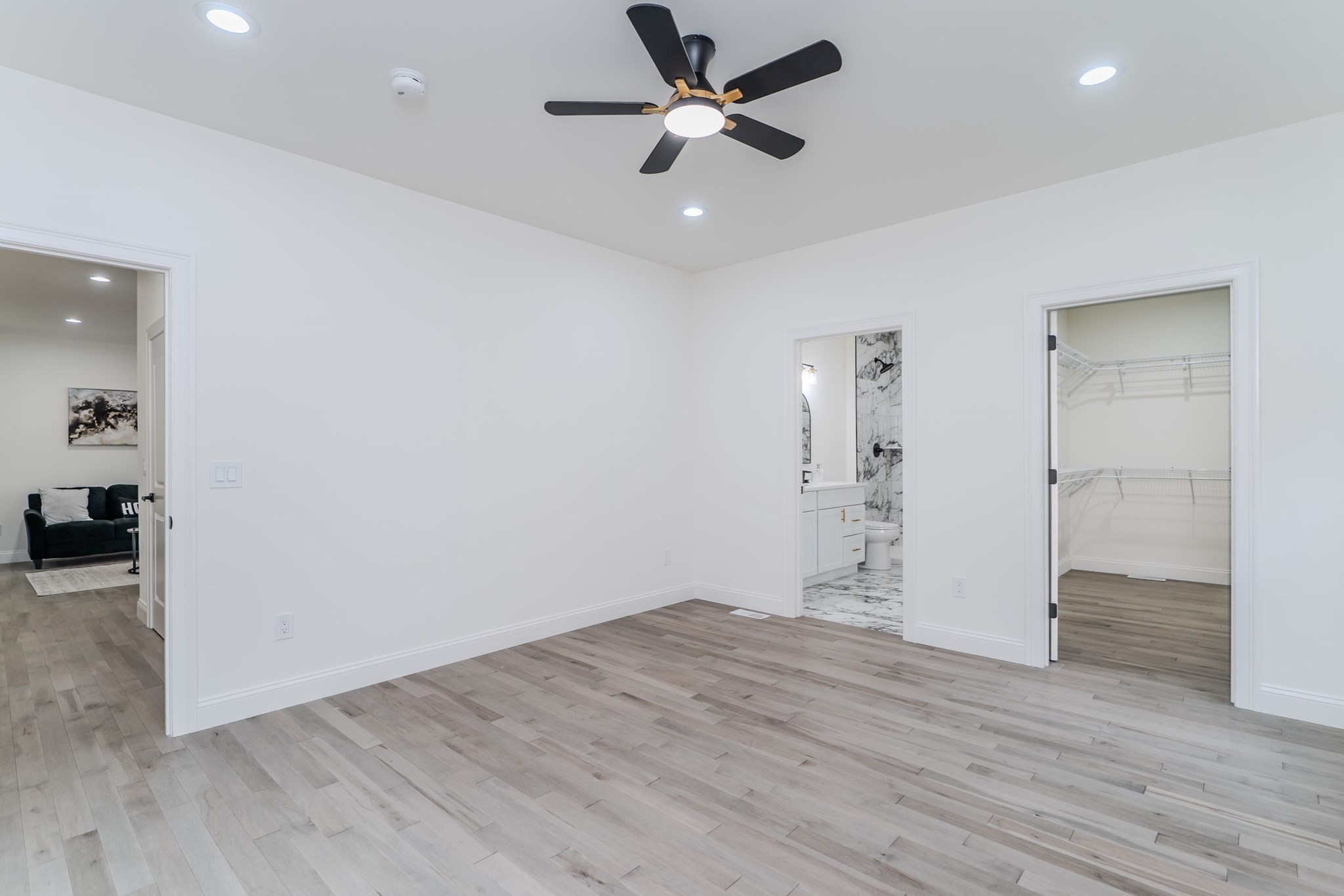 135 Thompson St, Palmer, MA 01069 - Image 21