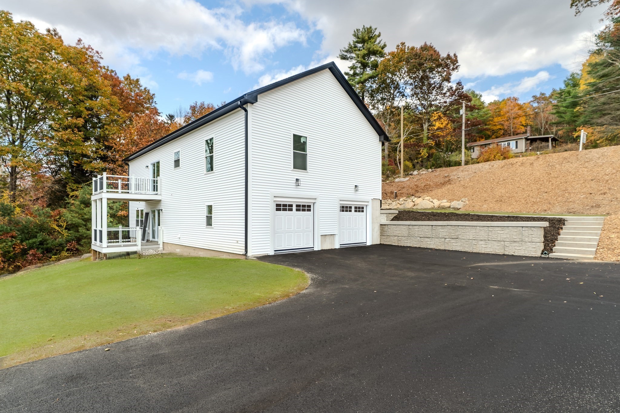 135 Thompson St, Palmer, MA 01069 - Image 38