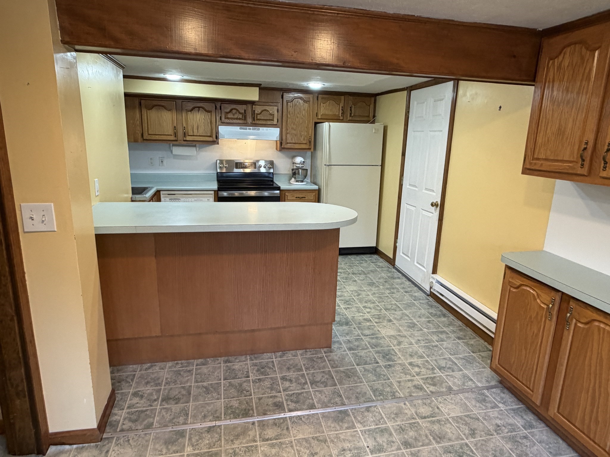 26 Mohawk St, Danvers, MA 01937 - Image 33