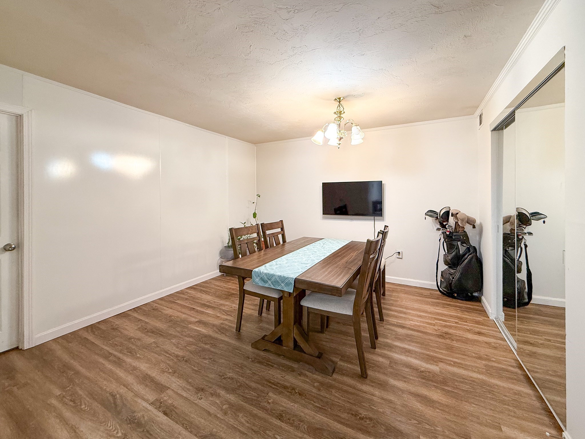 10 Shadowbrook Ln Unit 24, Milford, MA 01757 - Image 2