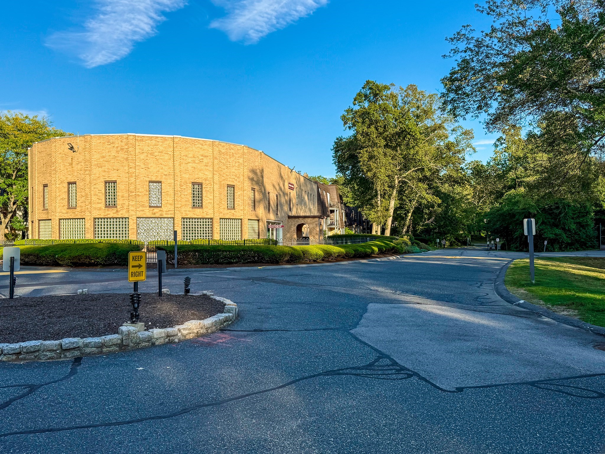 10 Shadowbrook Ln Unit 24, Milford, MA 01757 - Image 14