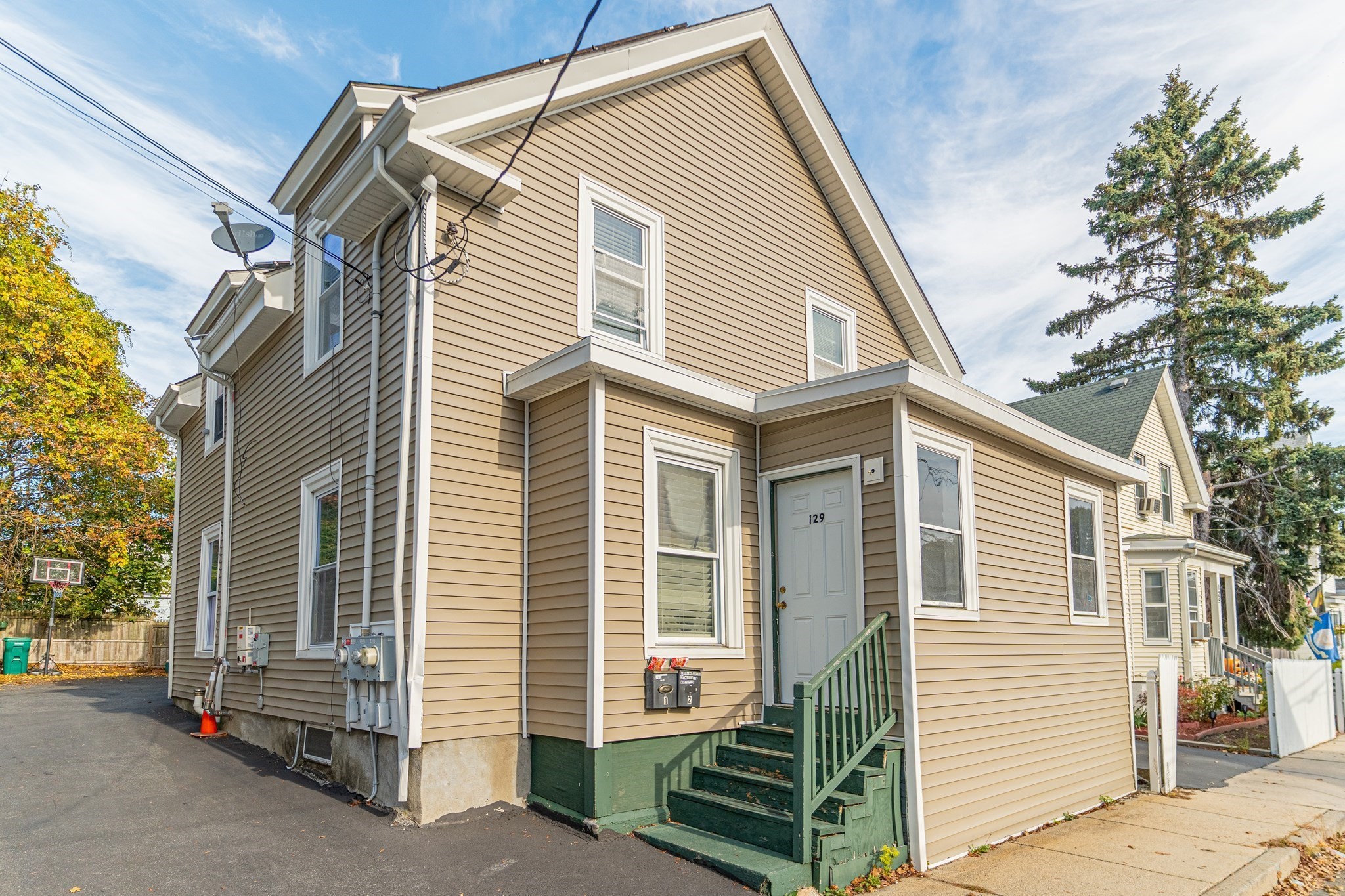 129 Williams Ave, Lynn, MA 01902