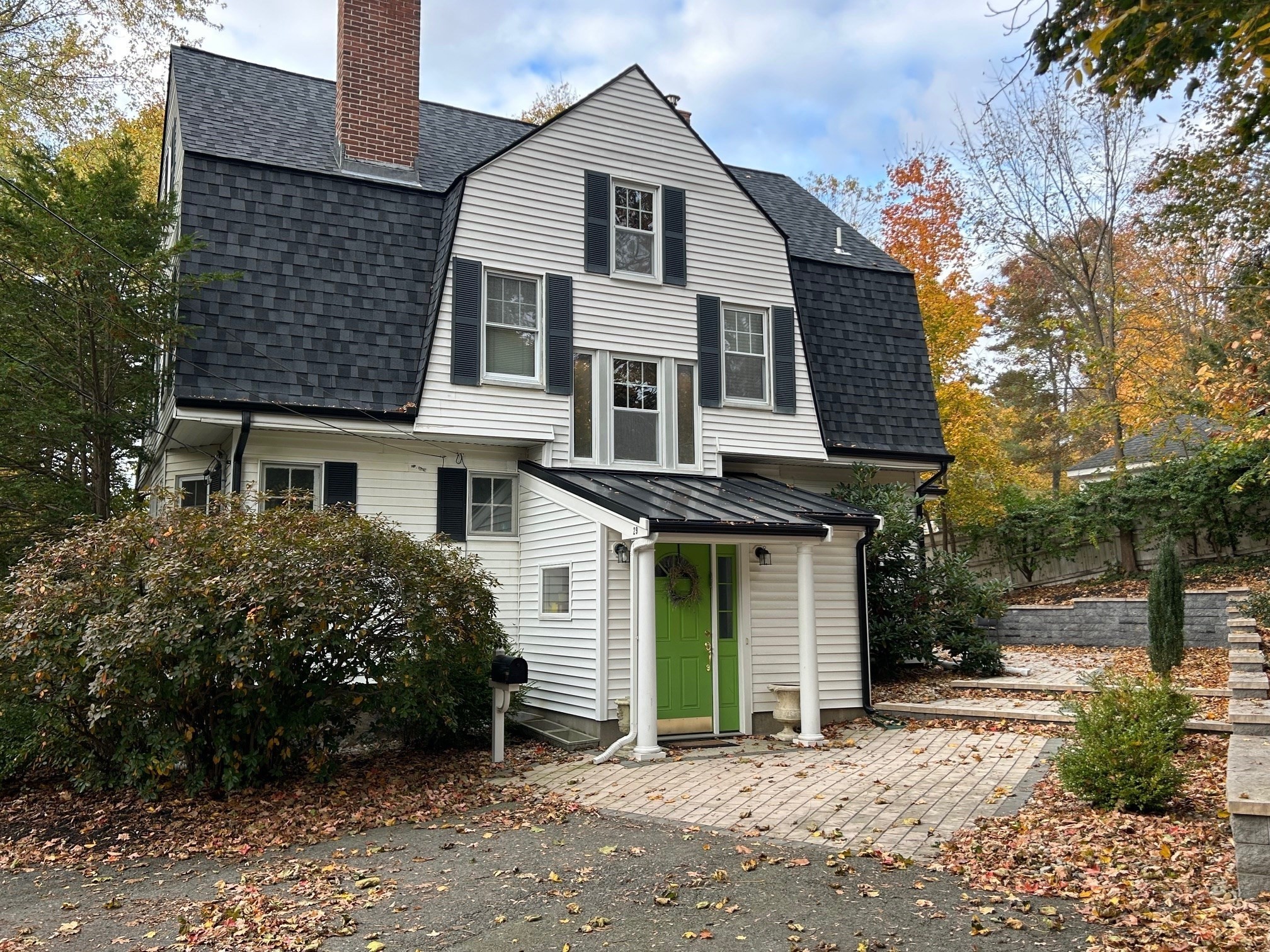 29 Station St, Sharon, MA 02067