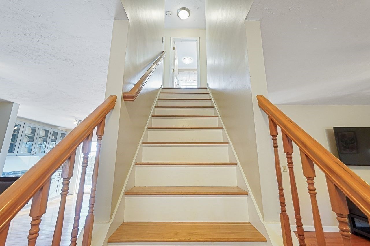 150 Clemence Hill Rd, Southbridge, MA 01550 - Image 17