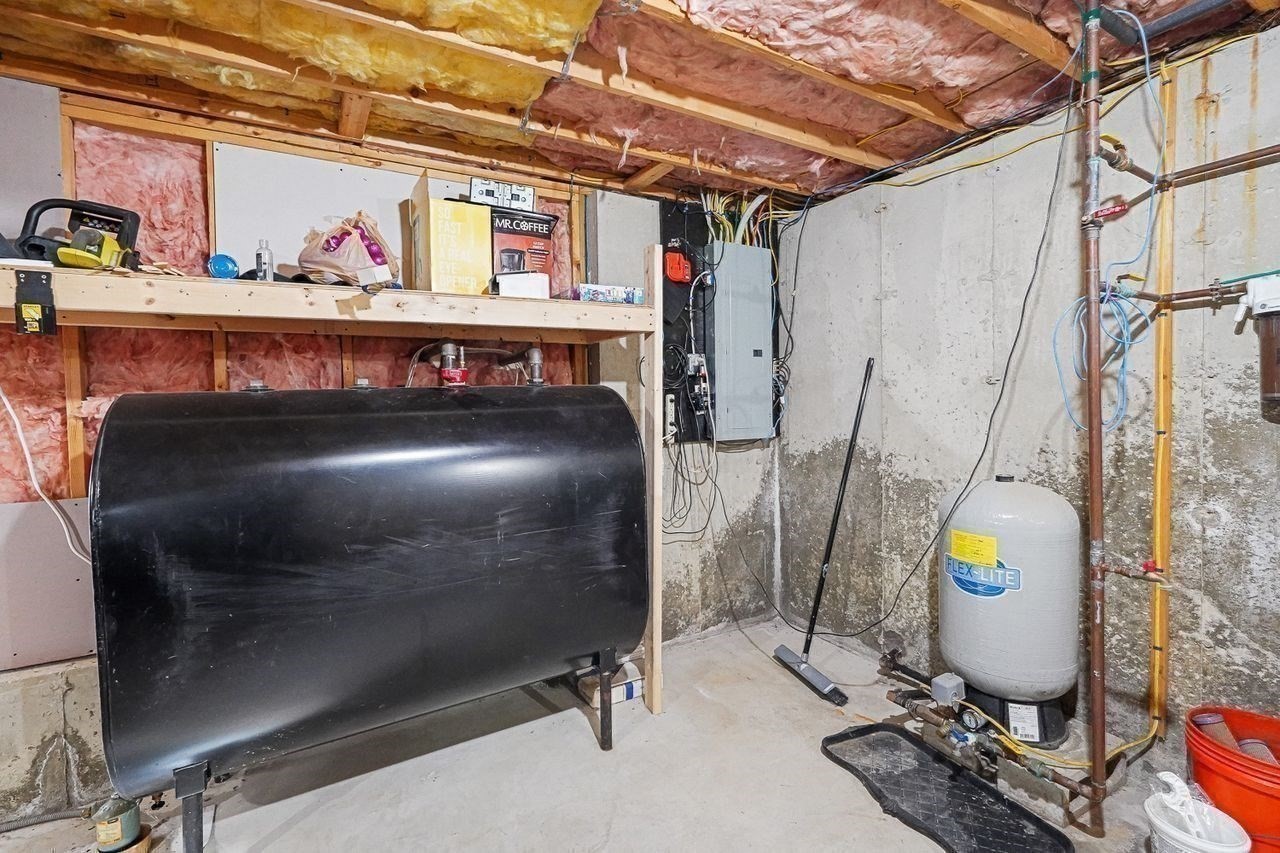 150 Clemence Hill Rd, Southbridge, MA 01550 - Image 35