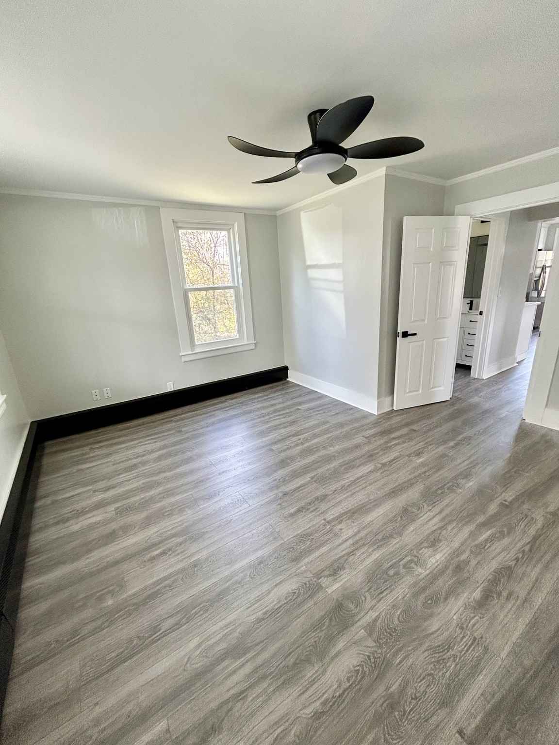 16 North St, West Springfield, MA 01089 - Image 13