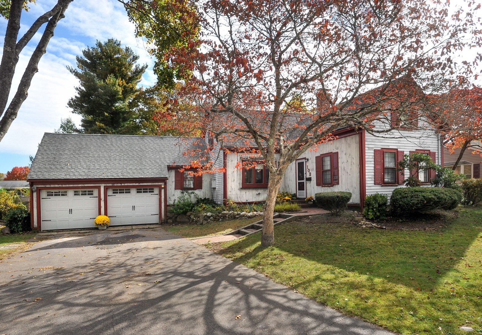 102 White, Weymouth, MA 02190