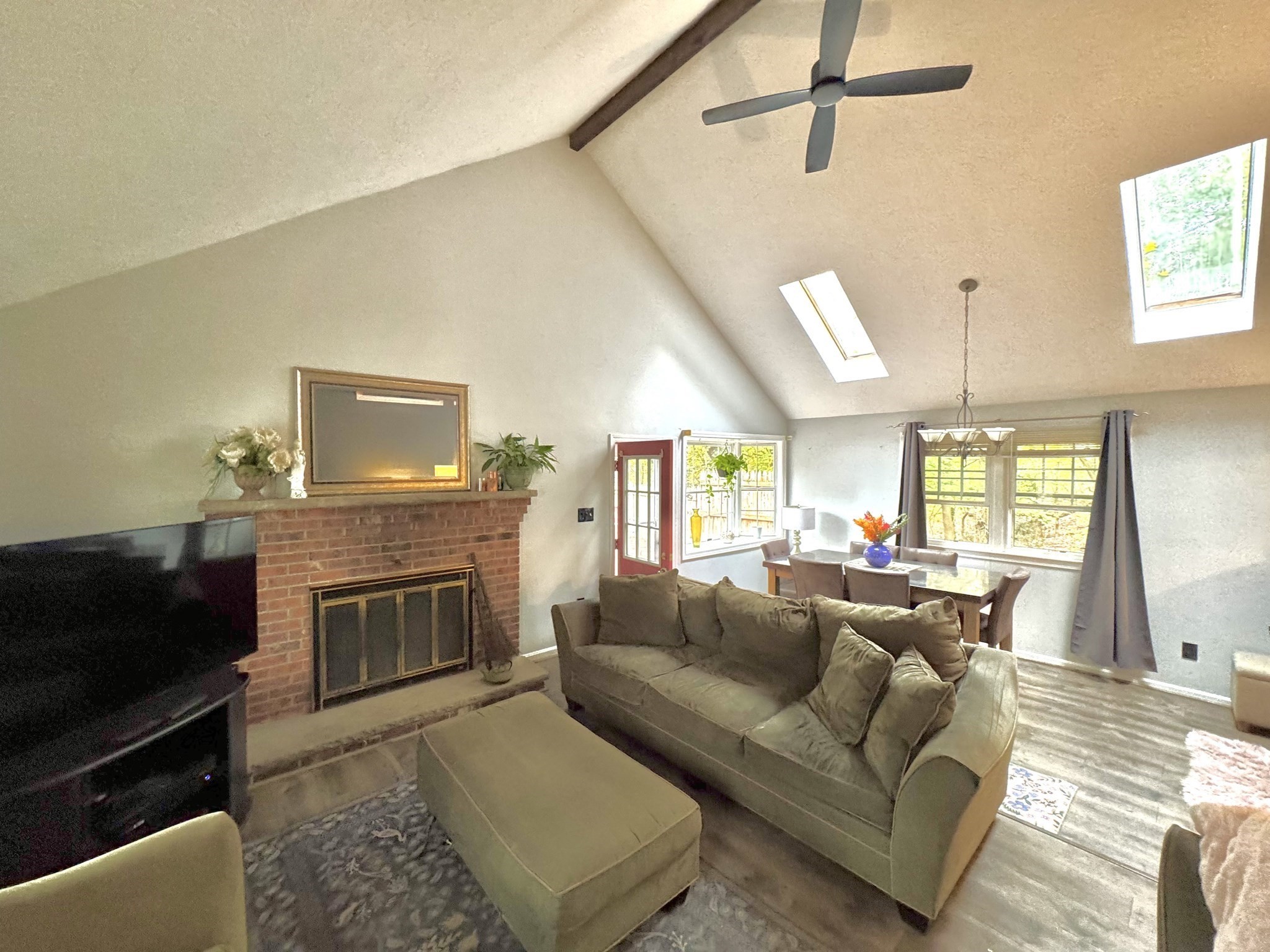 9 Oakwood Ave, Saugus, MA 01906 - Image 8