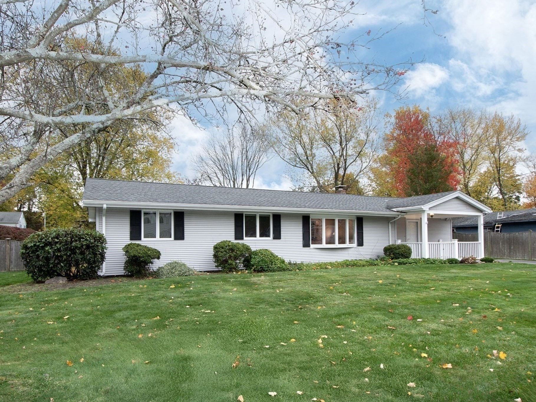 42 Spring St, Braintree, MA 02184