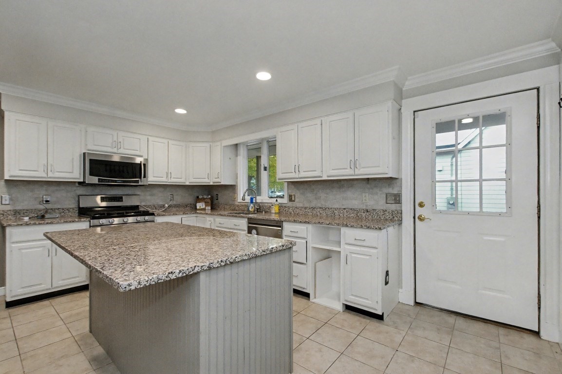 48 Cordis Street, Wakefield, MA 01880 - Image 12