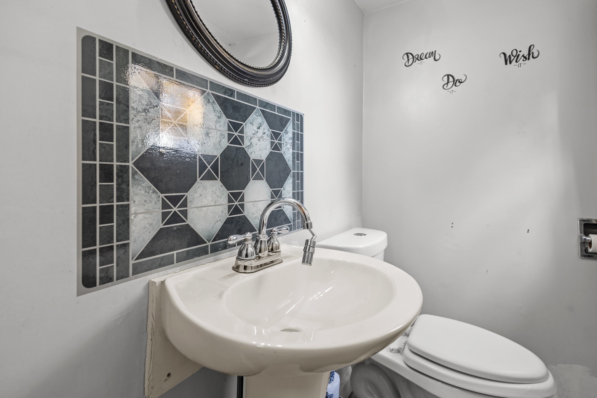 36 N Main St, Webster, MA 01570 - Image 8