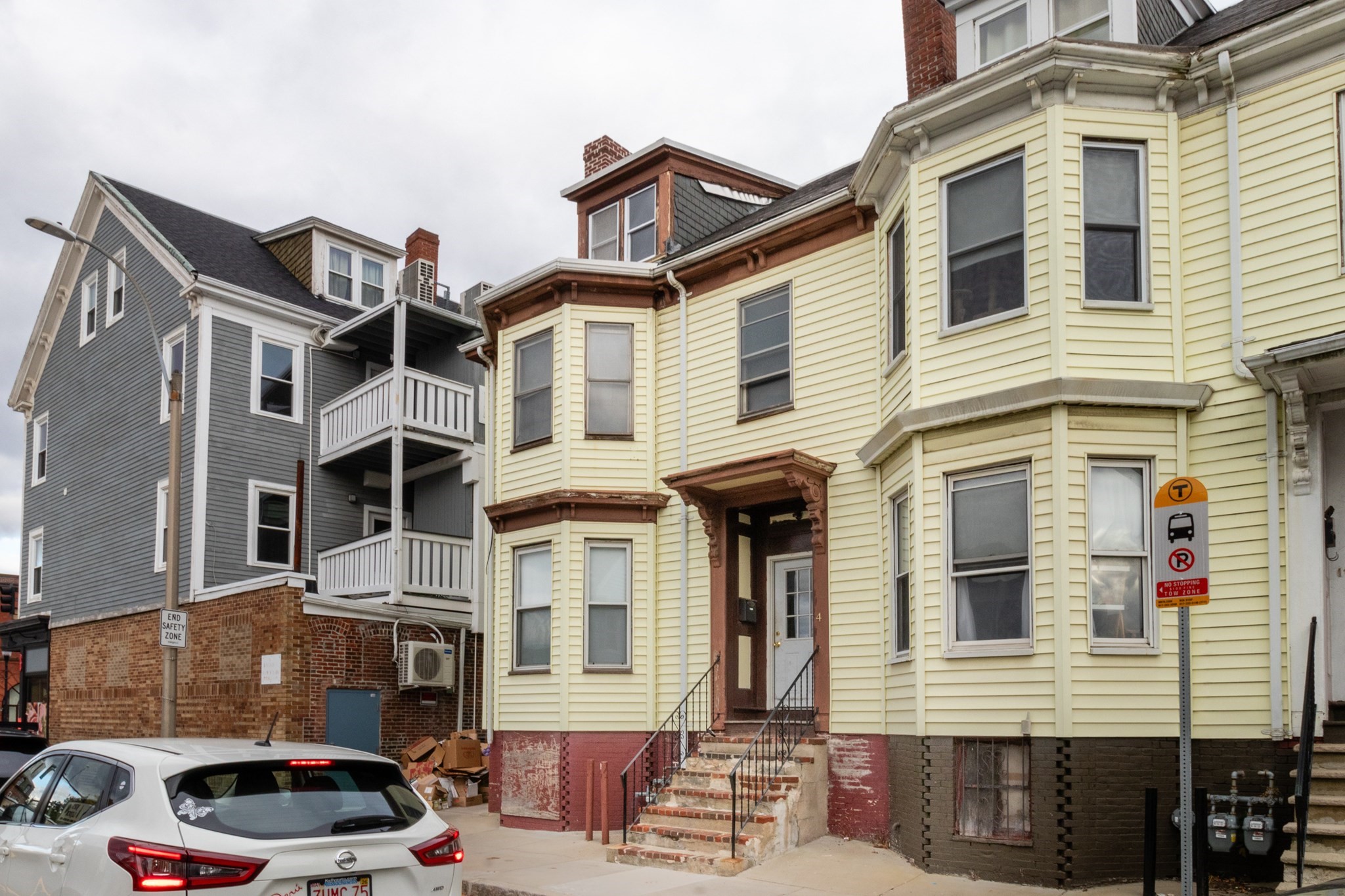 4 Cross St, Somerville, MA 02145