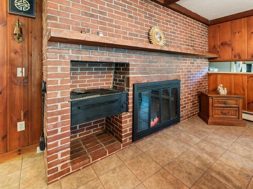 55 Old Common Rd, Auburn, MA 01501 - Image 15