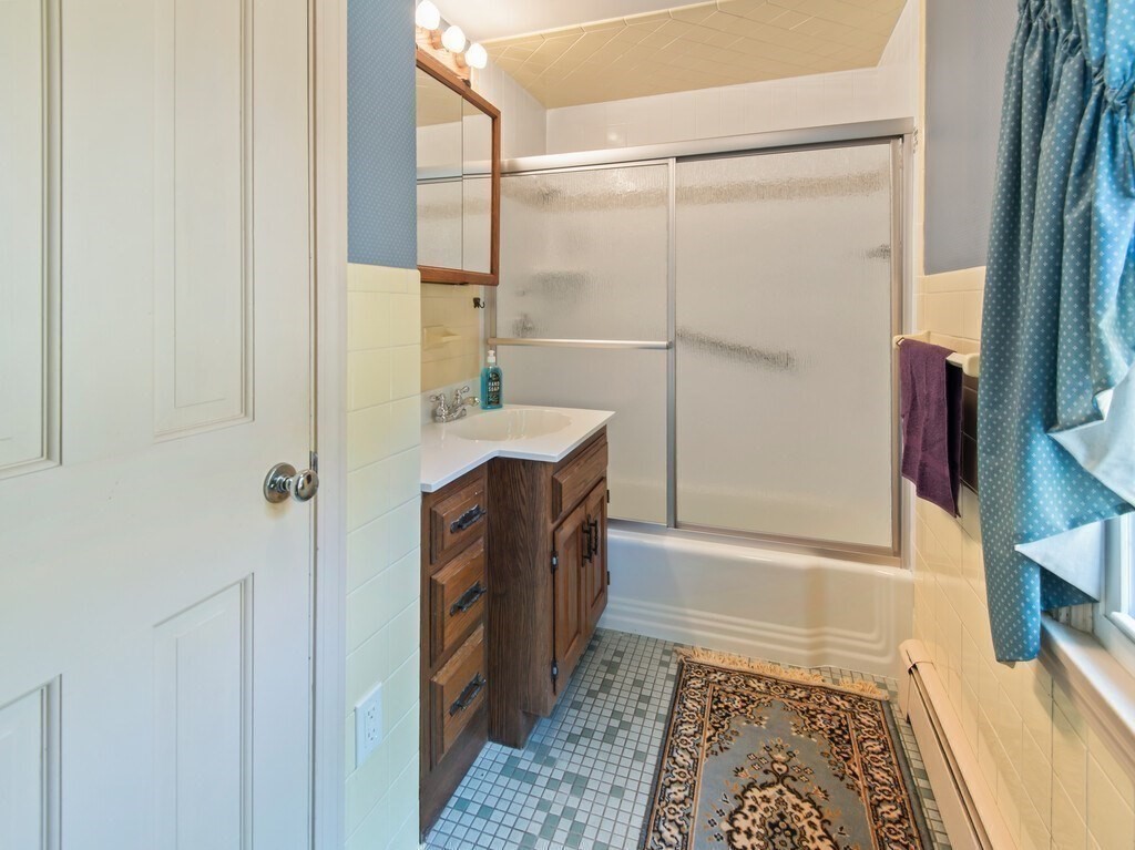 55 Old Common Rd, Auburn, MA 01501 - Image 23