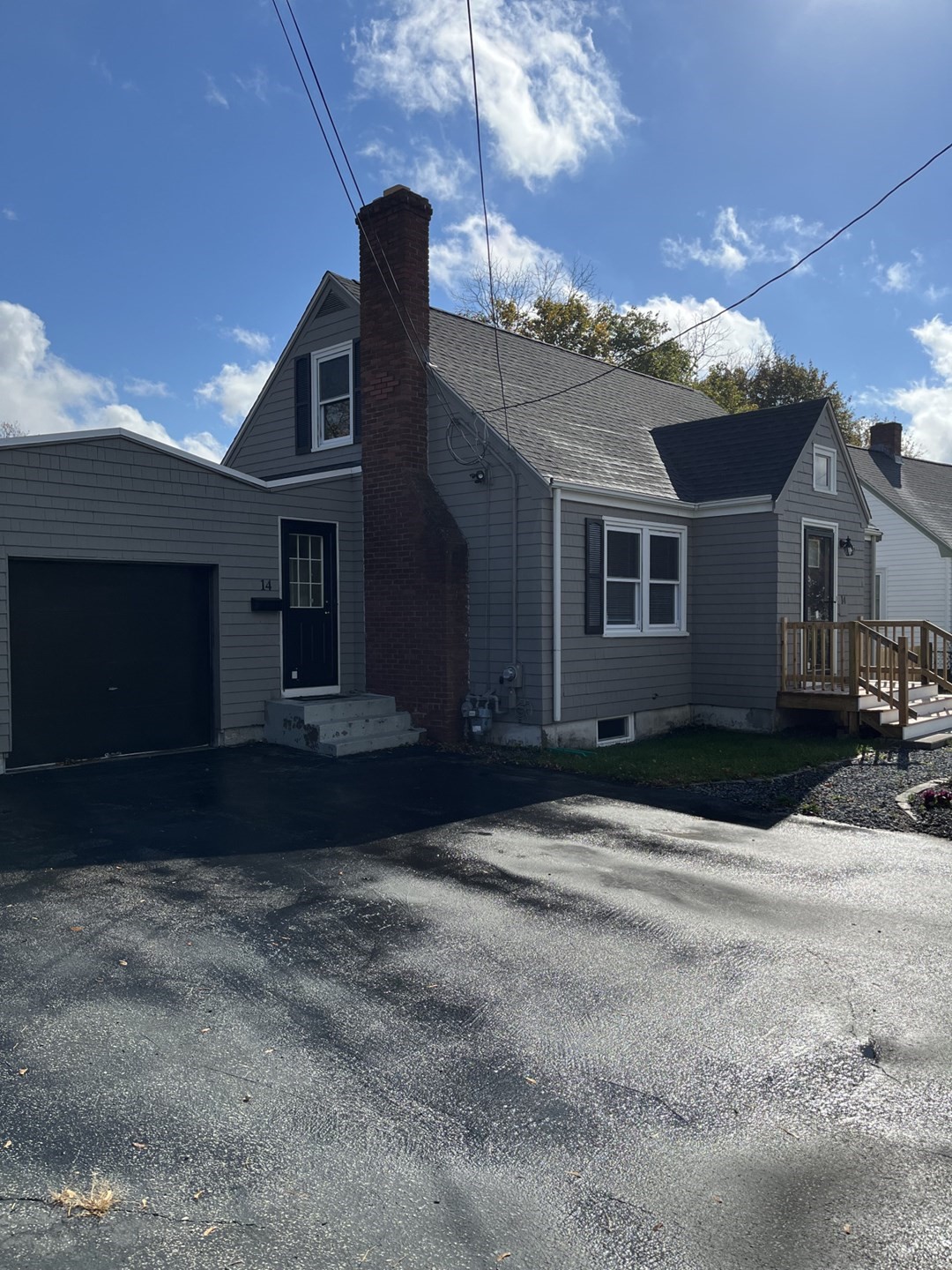 14 Crescent Rd, Weymouth, MA 02191