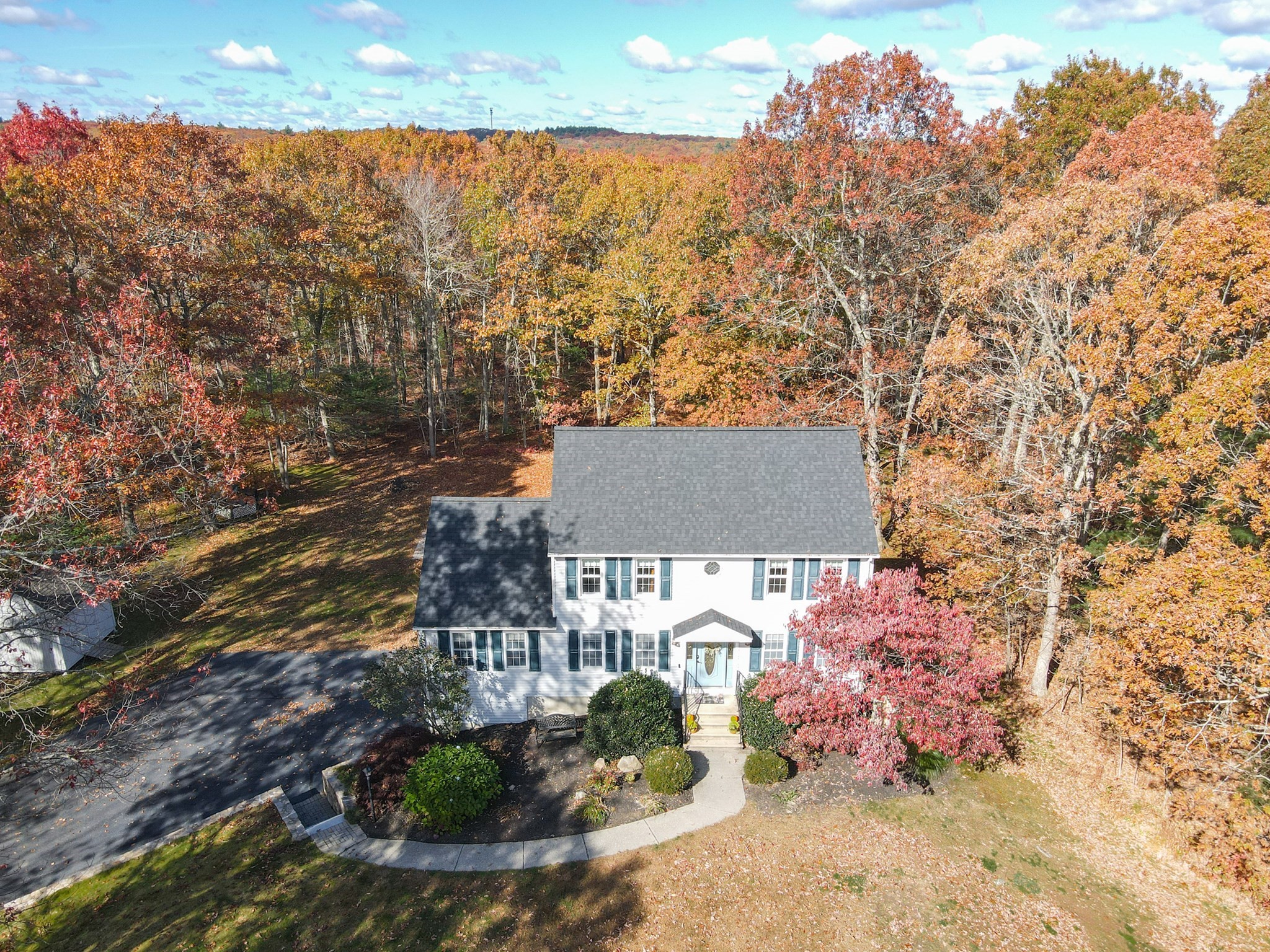 59 Old Farm Rd, Douglas, MA 01516