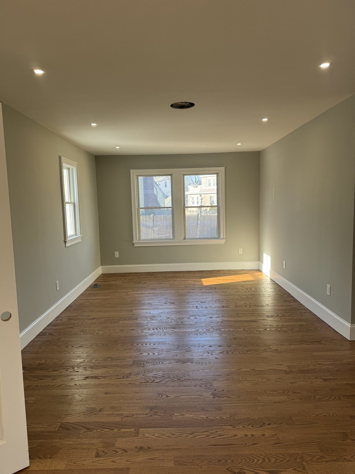 12 Bronx Road, West Roxbury, Boston, MA 02132 - Image 4