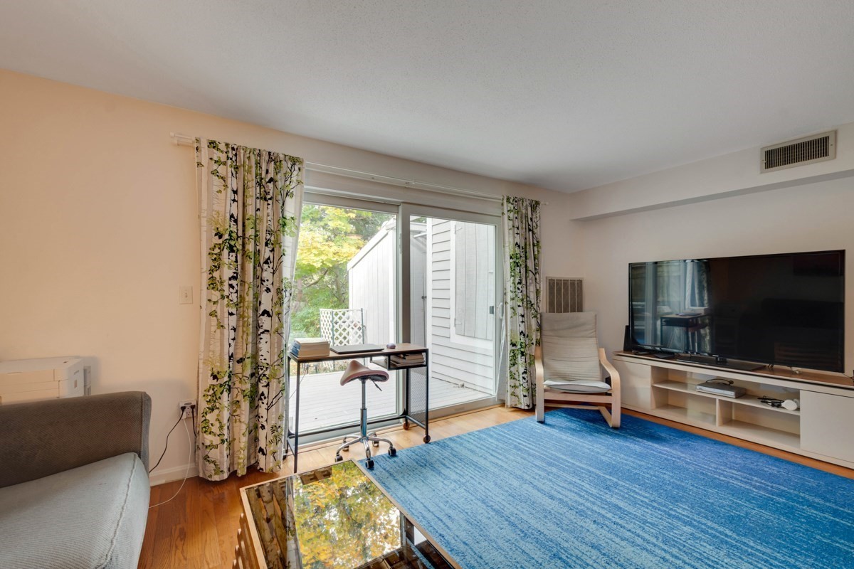 16 Beals Cove Unit E, Hingham, MA 02043 - Image 11