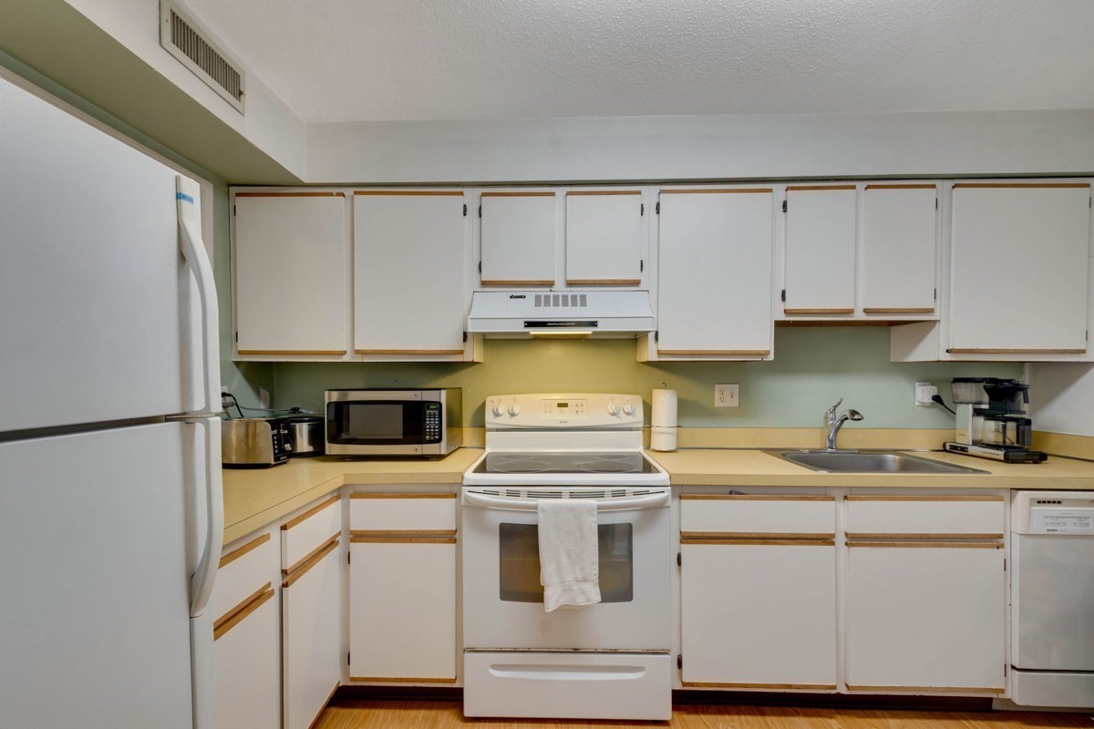 16 Beals Cove Unit E, Hingham, MA 02043 - Image 5