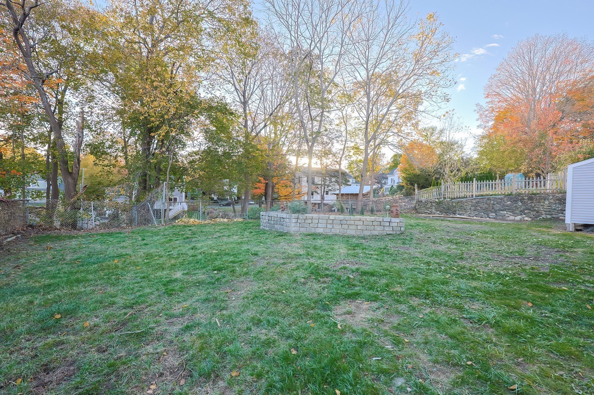 3 Arlington St, Amesbury, MA 01913 - Image 4