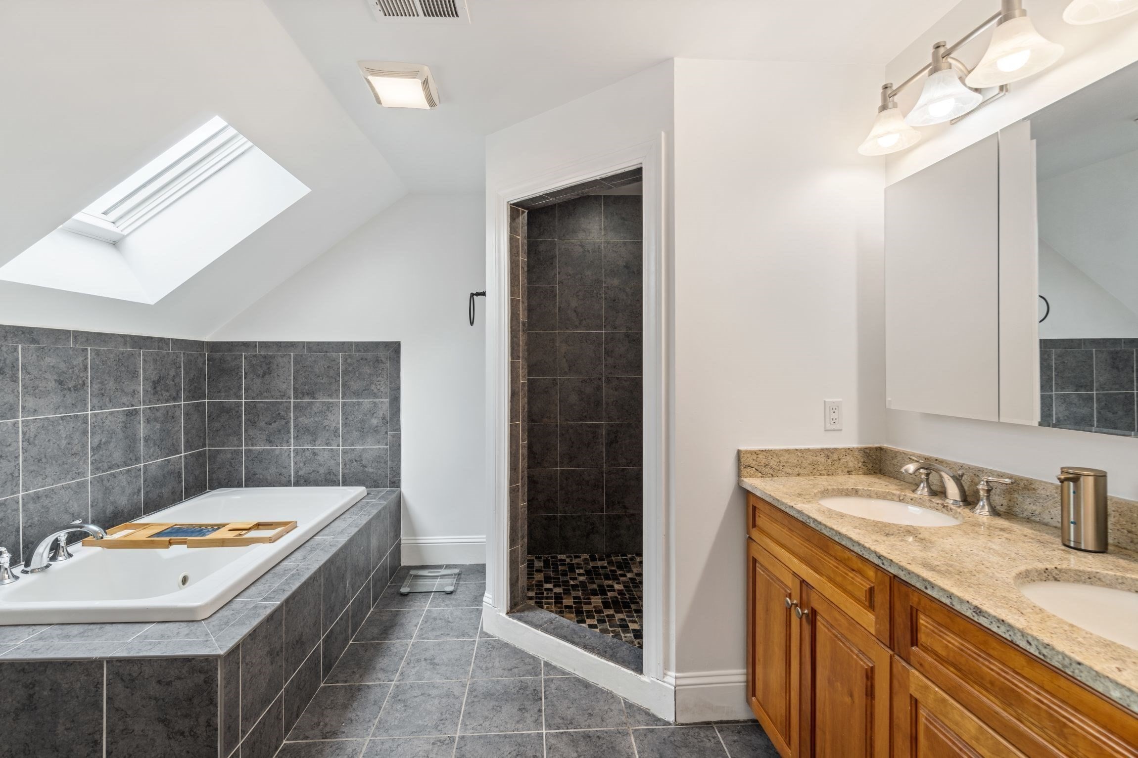 859 Adams St Unit 859, Dorchester, Boston, MA 02124 - Image 15