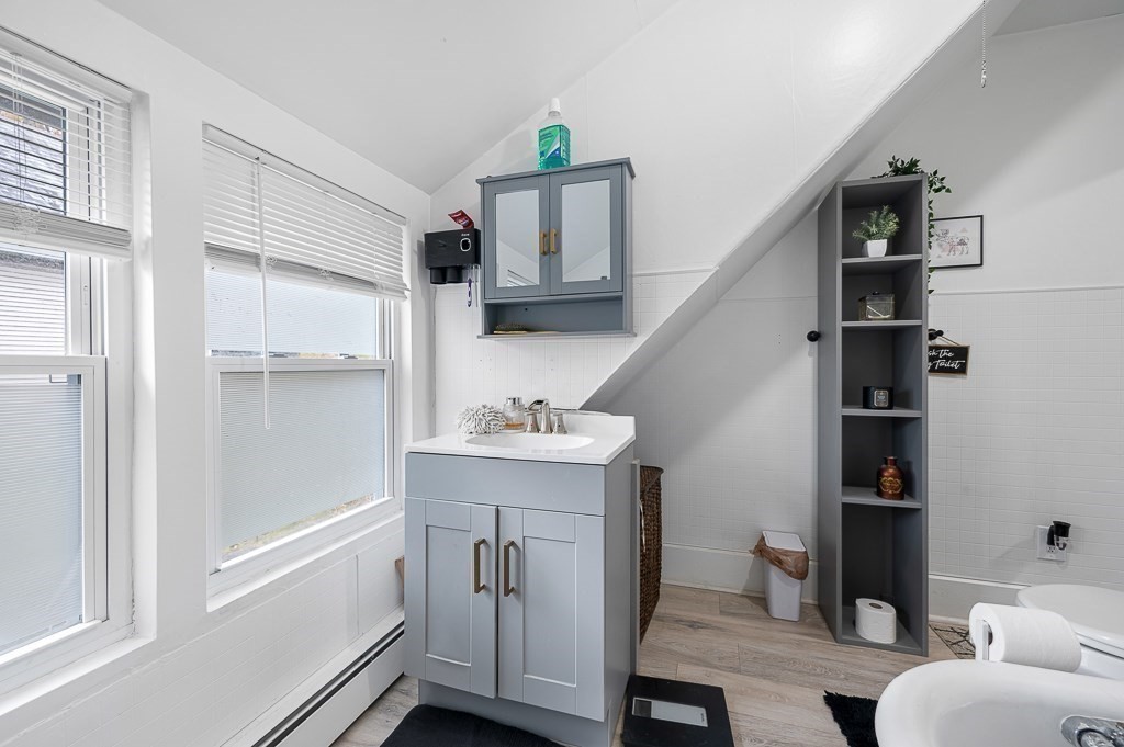 375 Rollstone St, Fitchburg, MA 01420 - Image 23