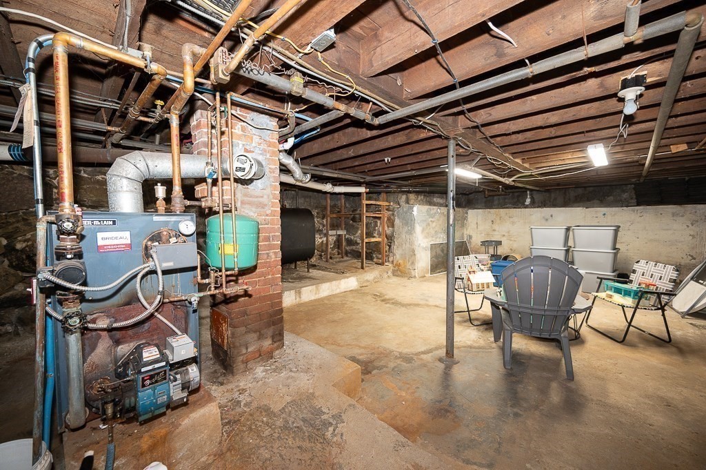 375 Rollstone St, Fitchburg, MA 01420 - Image 24