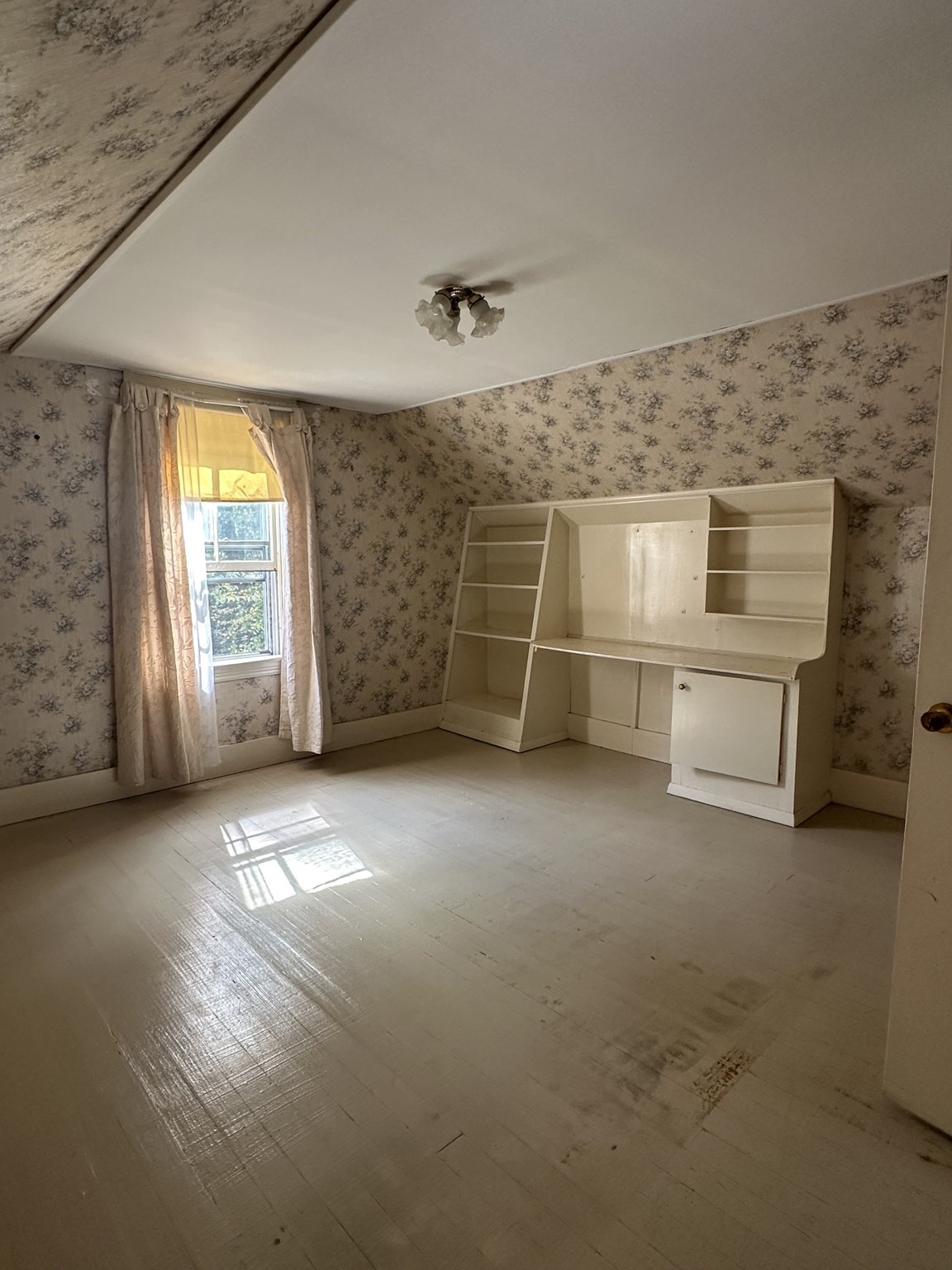 30 Valley St, Webster, MA 01570 - Image 16