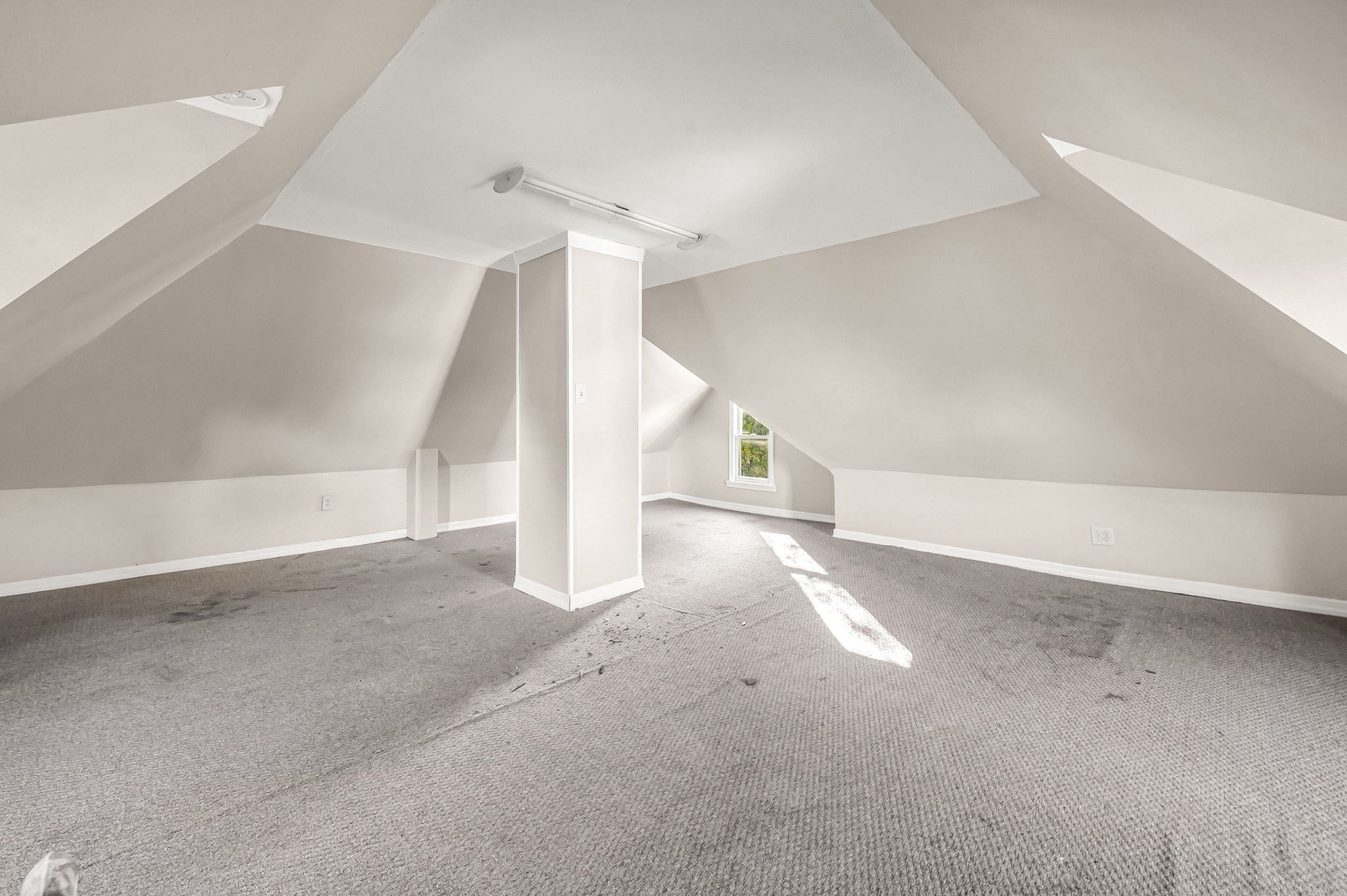 29 Wareham St, Springfield, MA 01108 - Image 25