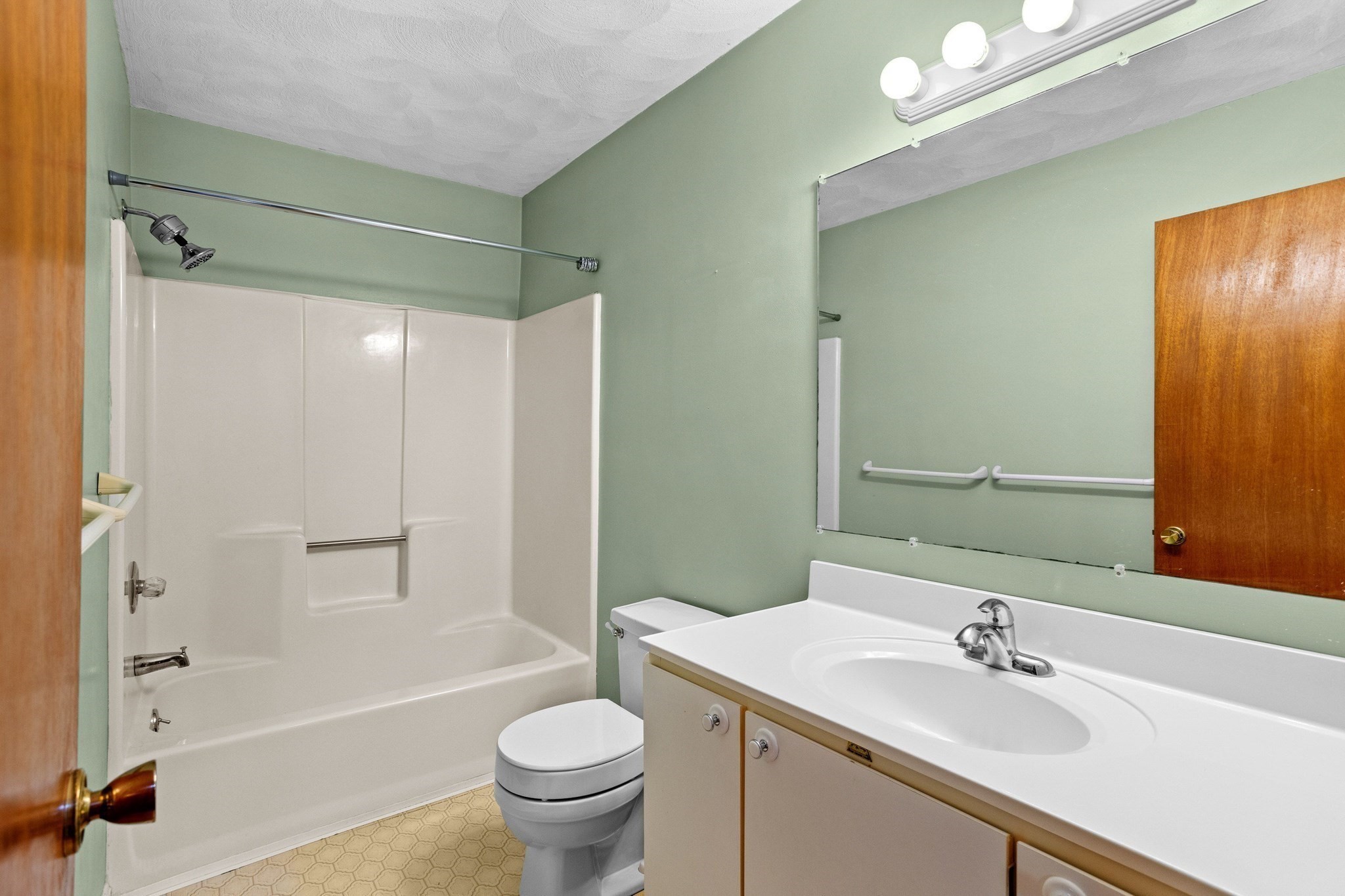 4 Vendome Unit 4, Merrimac, MA 01860 - Image 24