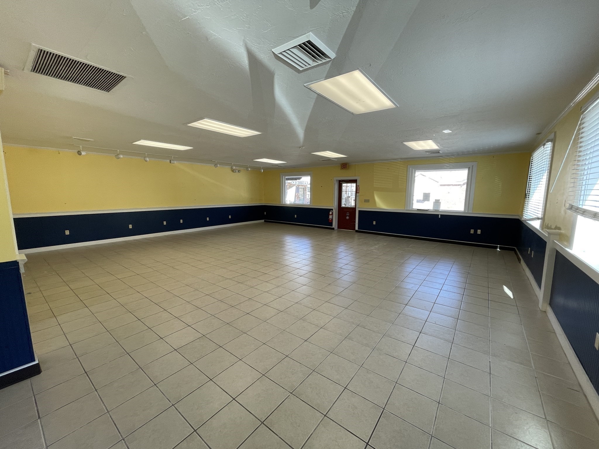 410 W Falmouth Hwy, Falmouth, MA 02540 - Image 12