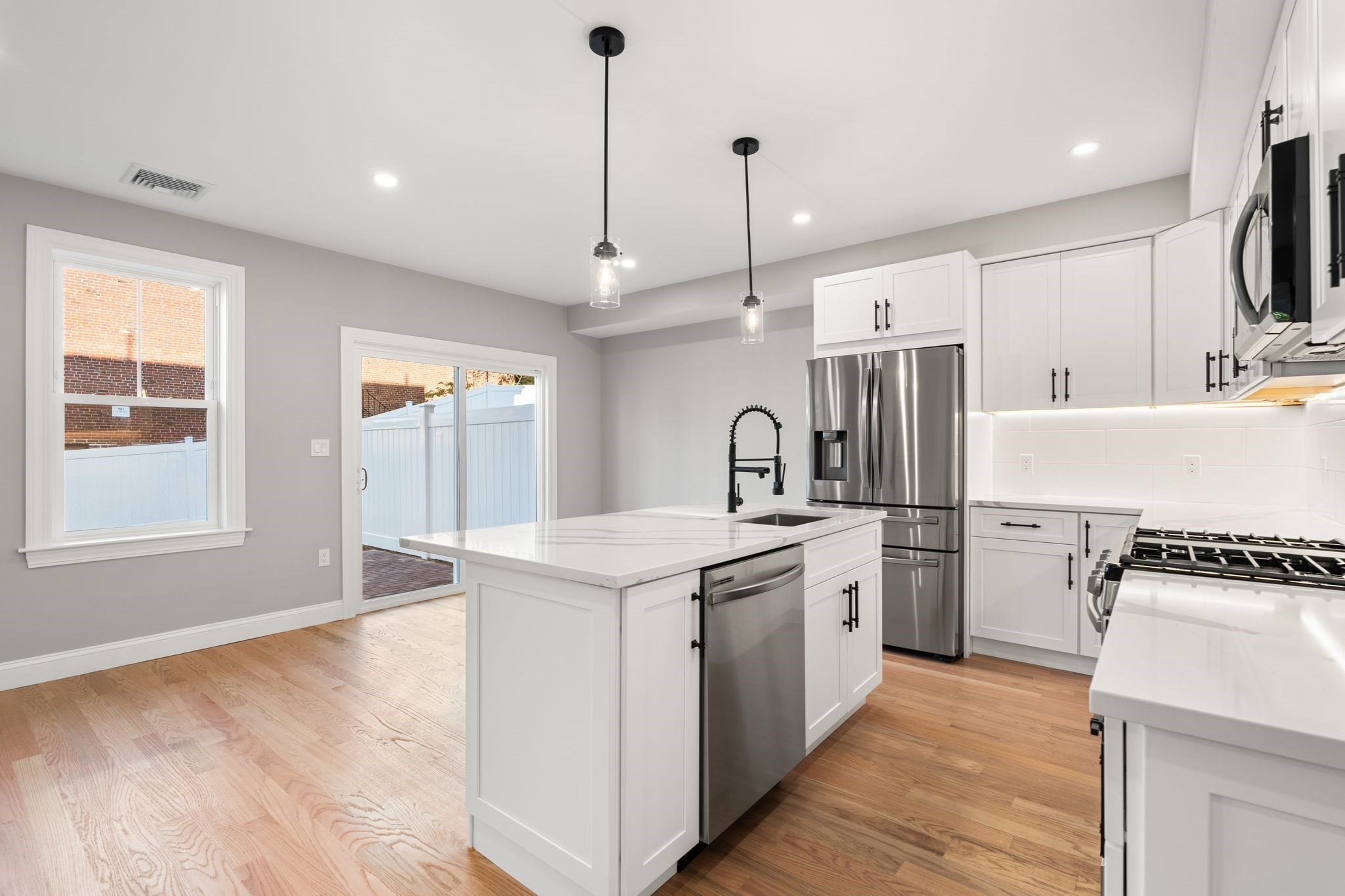19 Vine Unit 3, Weymouth, MA 02188 - Image 6