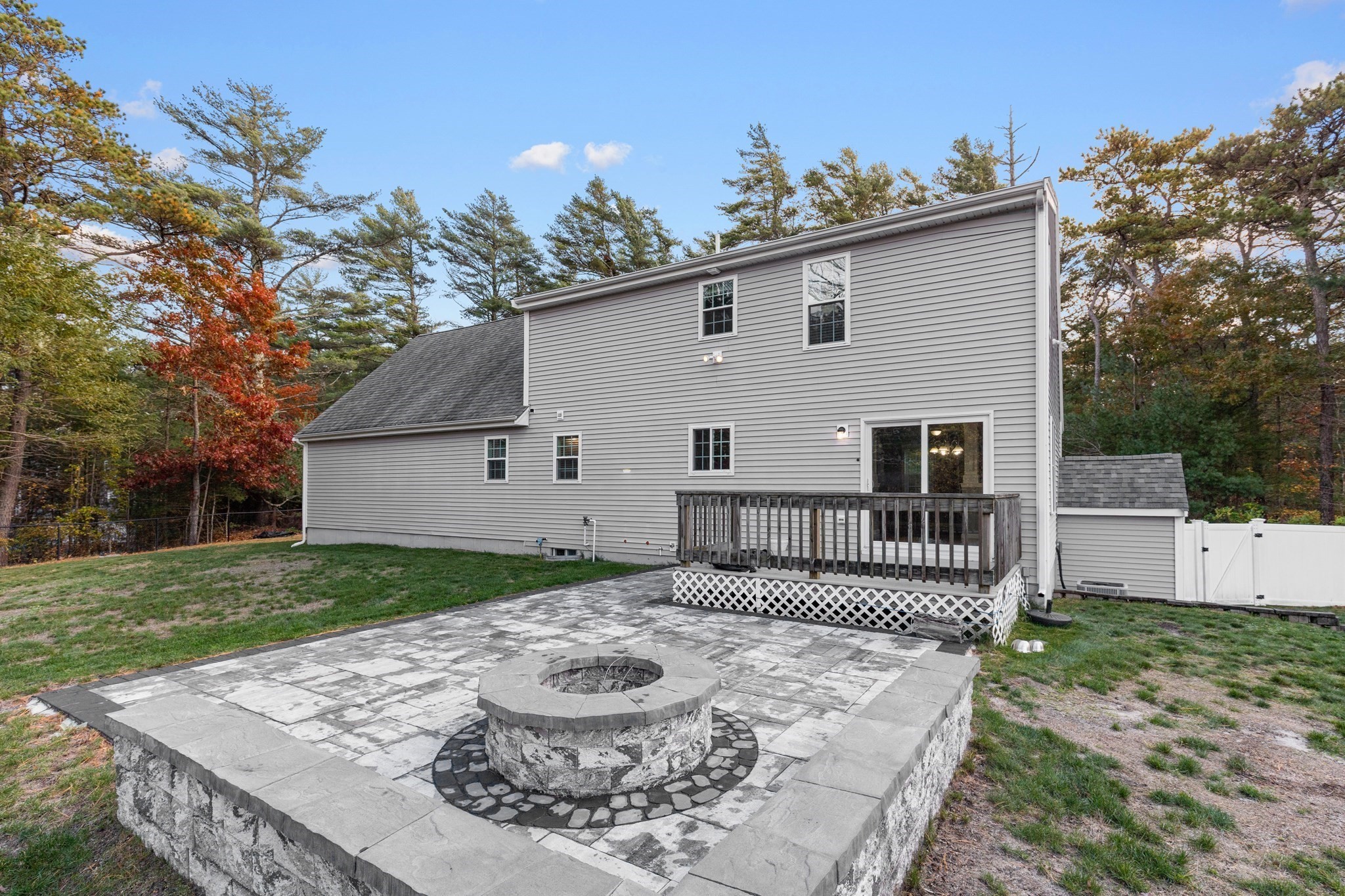 375 Little Sandy Pond Rd, Plymouth, MA 02360 - Image 4