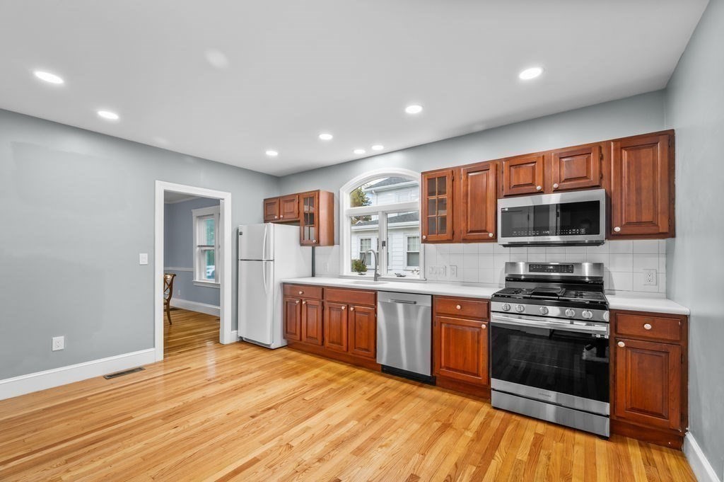 25 Tedesco St, Marblehead, MA 01945 - Image 5