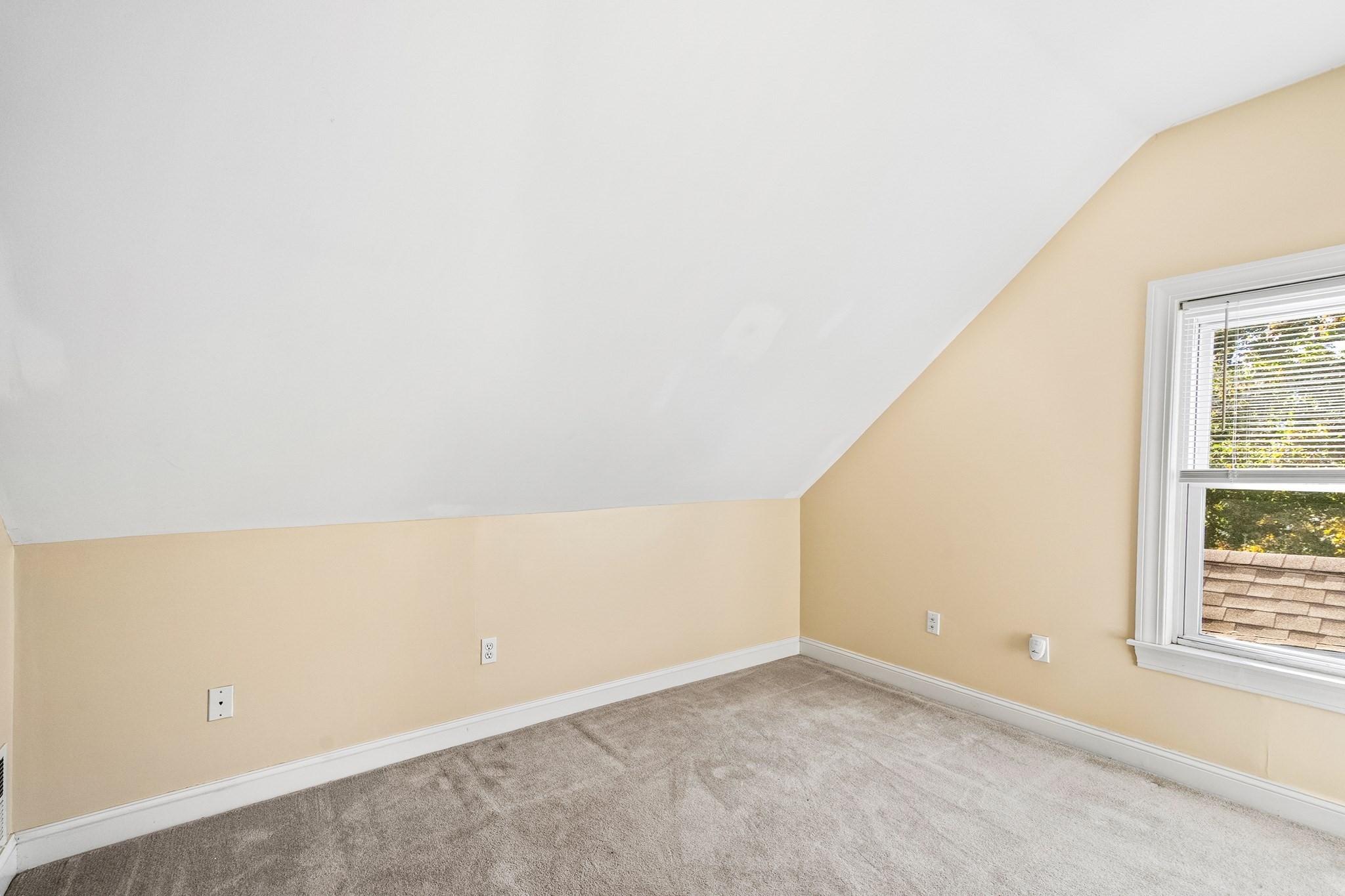 194 Hortonville Rd, Swansea, MA 02777 - Image 22